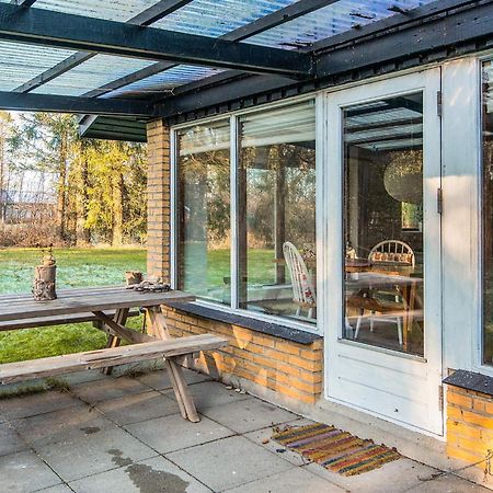 2 Person Holiday Home In Tarm Fjerbæk Exterior foto